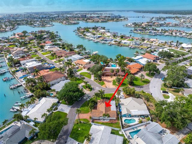 1200 80TH ST S, St Petersburg, FL 33707