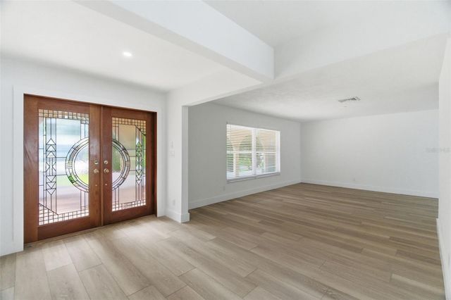 1200 80TH ST S, St Petersburg, FL 33707