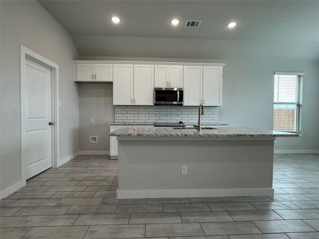 831 Rosebud Trail, Ferris, TX 75125