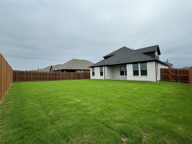 831 Rosebud Trail, Ferris, TX 75125