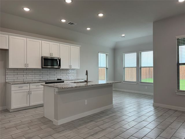 831 Rosebud Trail, Ferris, TX 75125