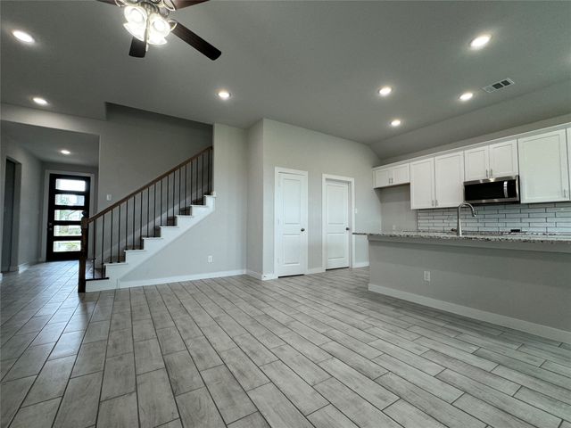 831 Rosebud Trail, Ferris, TX 75125