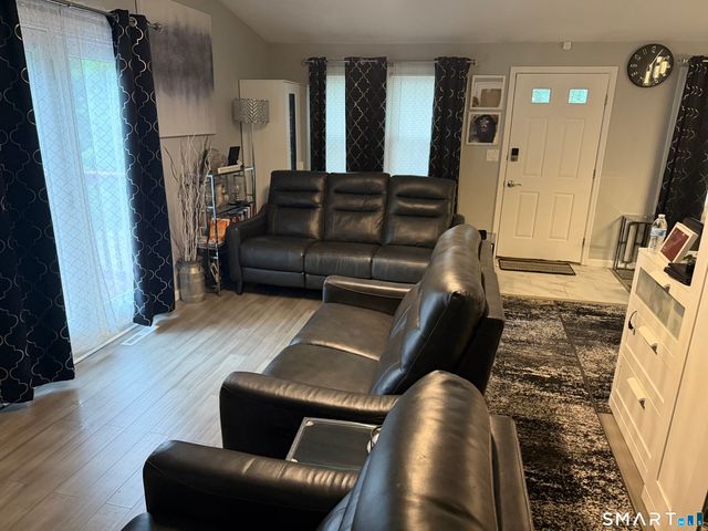 9 Valley View Drive 9, Hamden, CT 06518