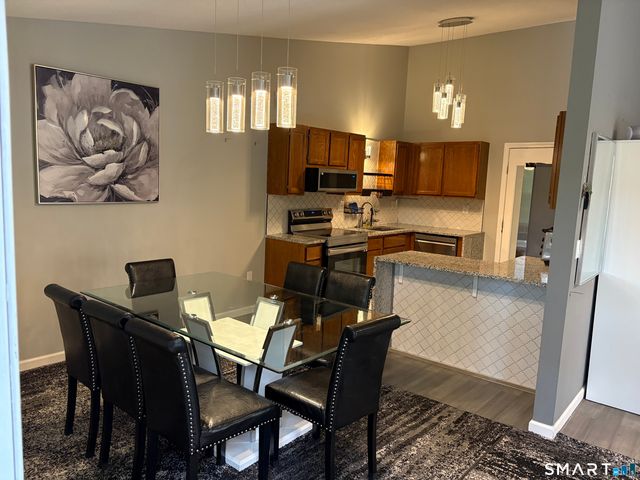 9 Valley View Drive 9, Hamden, CT 06518
