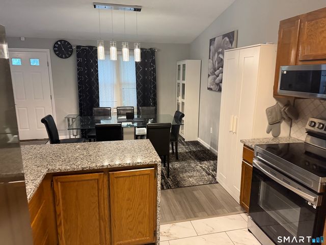 9 Valley View Drive 9, Hamden, CT 06518