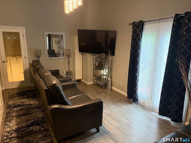 9 Valley View Drive 9, Hamden, CT 06518