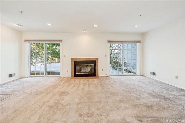 65 Clarewood Drive 65, Hastings-on-hudson, NY 10706