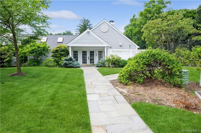 65 Clarewood Drive 65, Hastings-on-hudson, NY 10706