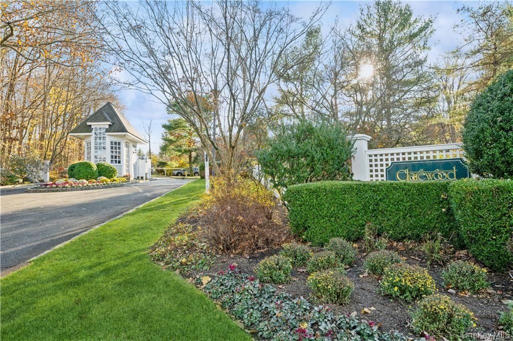 65 Clarewood Drive 65, Hastings-on-hudson, NY 10706