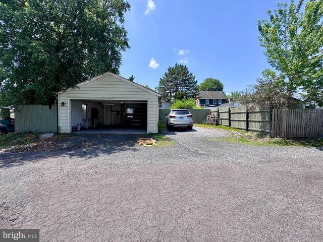 139 N MAIN ST, Hatfield, PA 19440