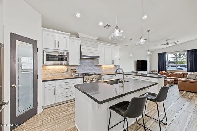 3806 N 14TH Place, Phoenix, AZ 85014
