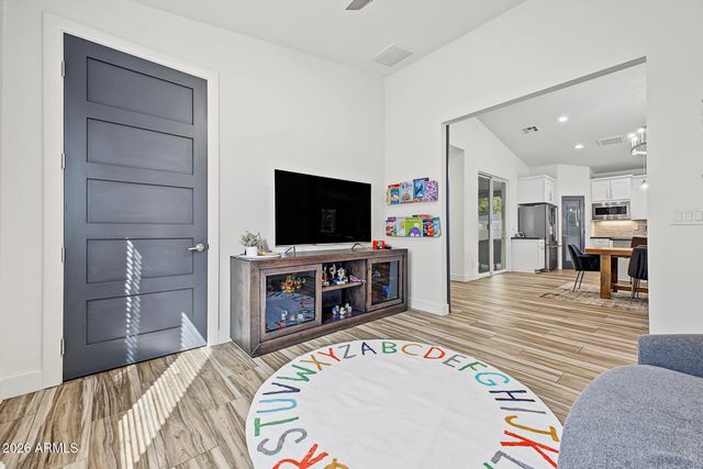 3806 N 14TH Place, Phoenix, AZ 85014