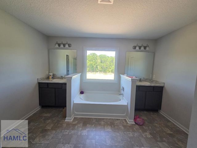 132 Turpentine Trail, Hinesville, GA 31313