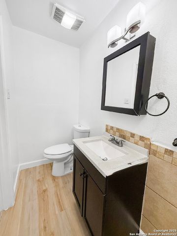 101 Upson, San Antonio, TX 78212