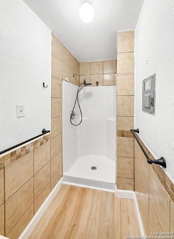 101 Upson, San Antonio, TX 78212