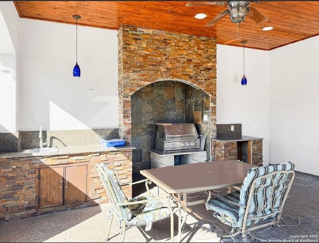 101 Upson, San Antonio, TX 78212