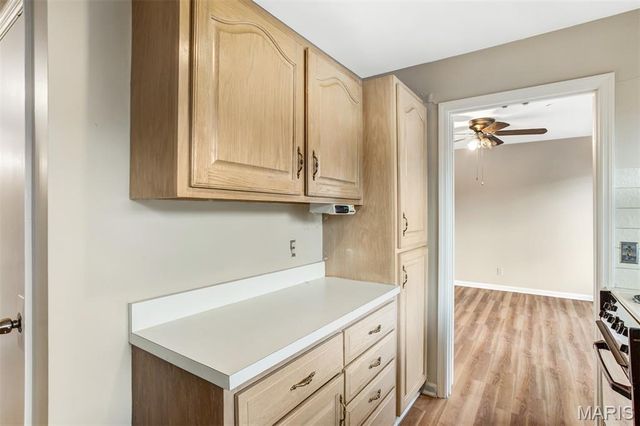 4298 Chateau De Ville Drive A, Unincorporated, MO 63129