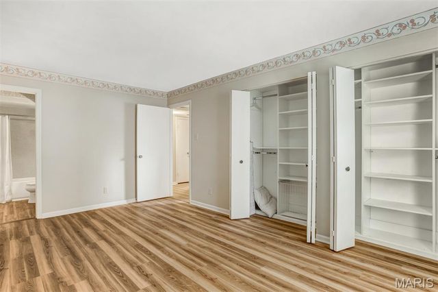 4298 Chateau De Ville Drive A, Unincorporated, MO 63129