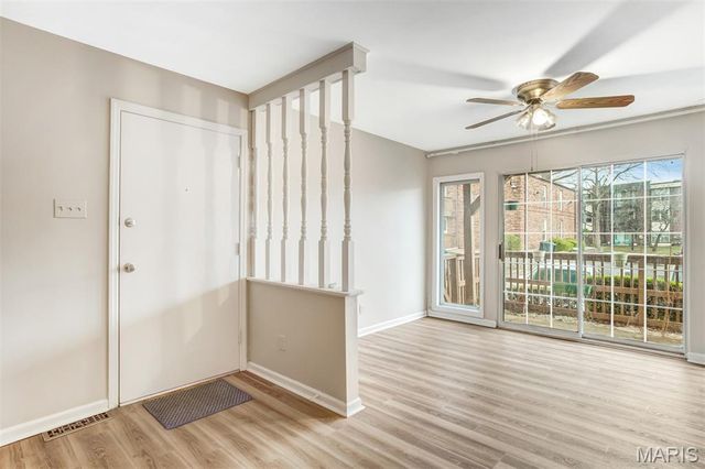 4298 Chateau De Ville Drive A, Unincorporated, MO 63129