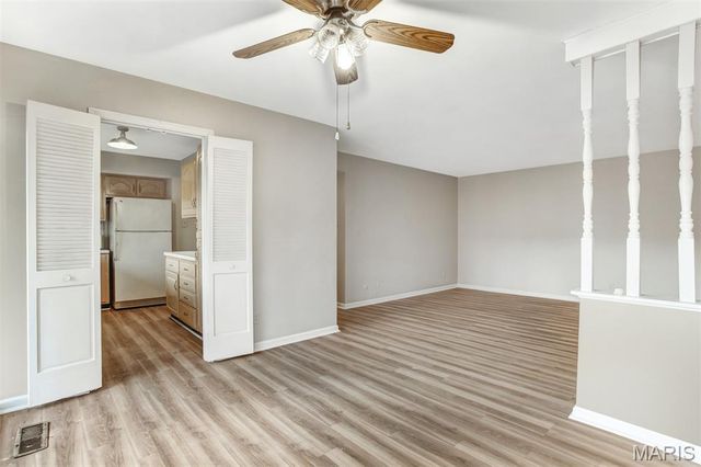 4298 Chateau De Ville Drive A, Unincorporated, MO 63129