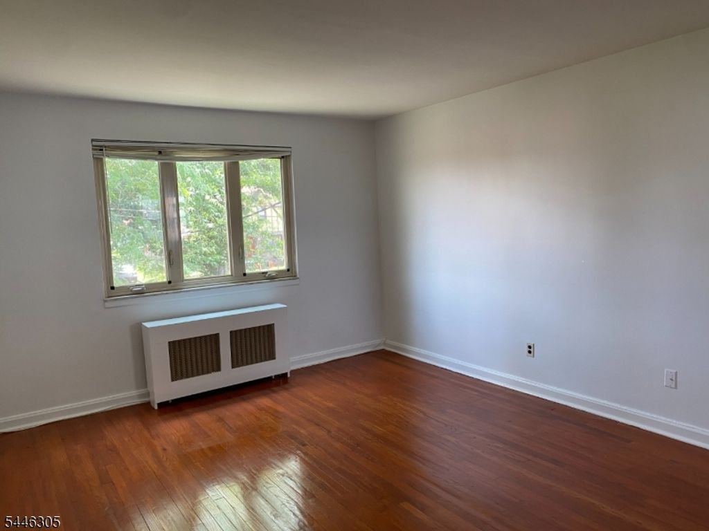 50 S 1St St, Bergenfield Boro, NJ 07621 — photo 3