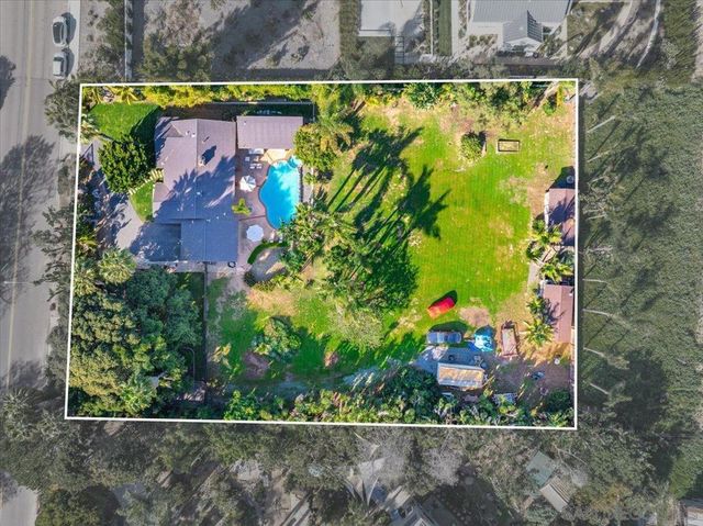 1386 Lake Drive, Encinitas, CA 92024