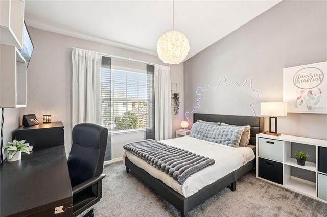 4270 VICENZA DRIVE D40, Venice, FL 34293