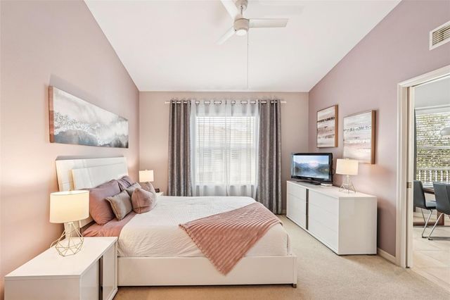 4270 VICENZA DRIVE D40, Venice, FL 34293