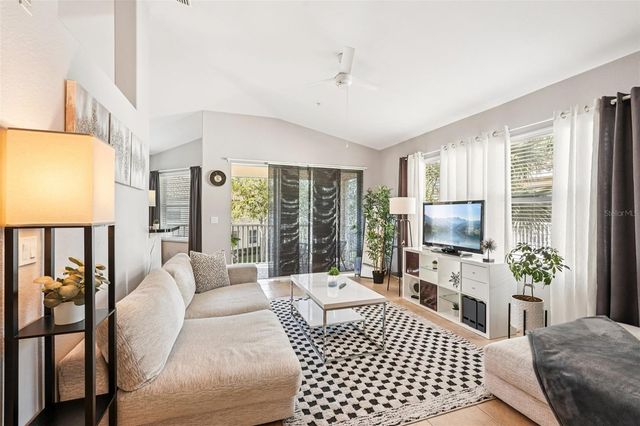 4270 VICENZA DRIVE D40, Venice, FL 34293