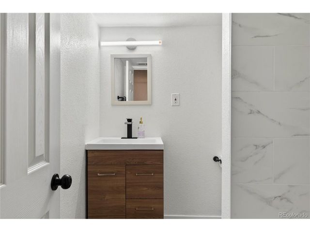 15306 E Brown Pl, Aurora, CO 80013