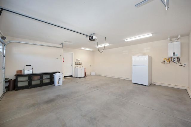 1145 Sunny Creek Ct, Auburn, CA 95603