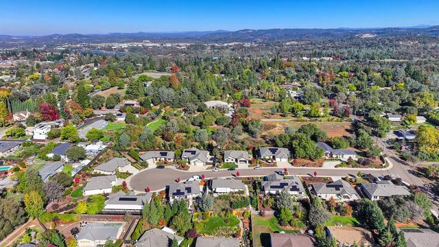 1145 Sunny Creek Ct, Auburn, CA 95603