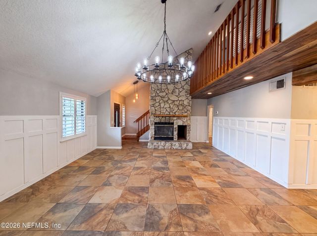 8382 CHASON Road W, Jacksonville, FL 32244