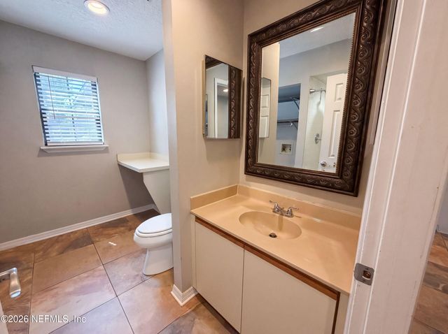 8382 CHASON Road W, Jacksonville, FL 32244