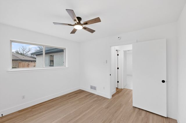 2416 Dalgreen Drive, Plano, TX 75075