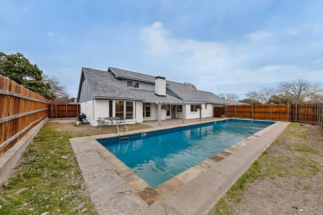 2416 Dalgreen Drive, Plano, TX 75075