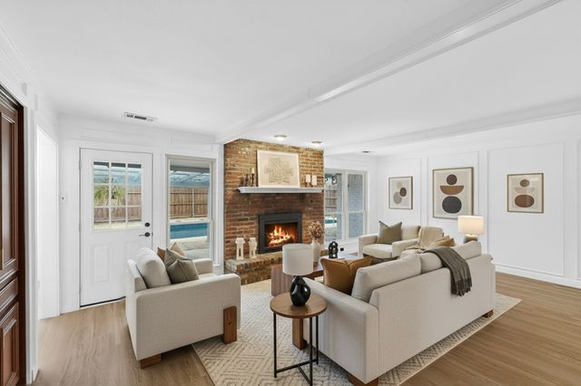 2416 Dalgreen Drive, Plano, TX 75075