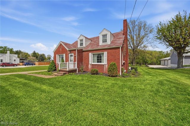 8885 Louisville Street, Louisville, OH 44641