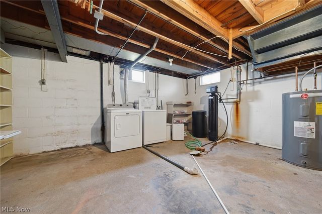 8885 Louisville Street, Louisville, OH 44641