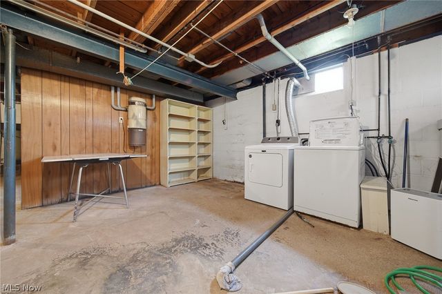 8885 Louisville Street, Louisville, OH 44641