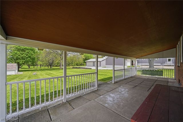 8885 Louisville Street, Louisville, OH 44641