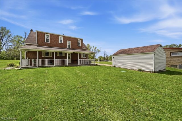 8885 Louisville Street, Louisville, OH 44641
