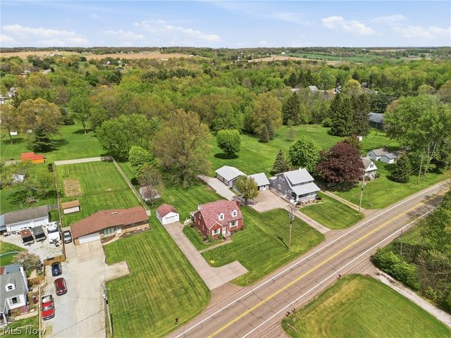 8885 Louisville Street, Louisville, OH 44641