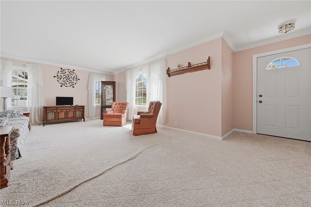 8885 Louisville Street, Louisville, OH 44641