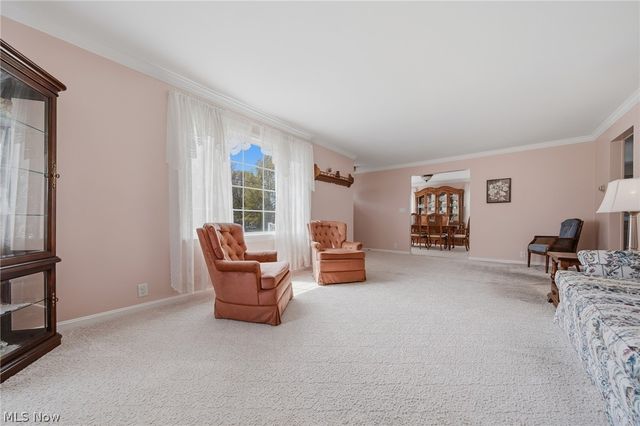 8885 Louisville Street, Louisville, OH 44641
