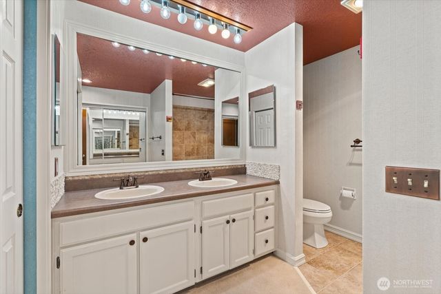 2944 Kennewick Place NE, Renton, WA 98156