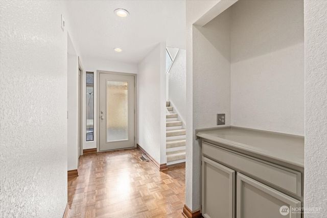 2944 Kennewick Place NE, Renton, WA 98156