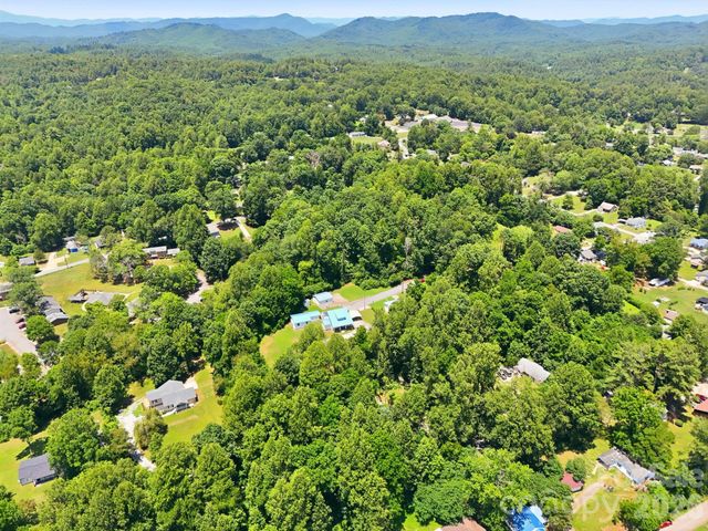 1231 Caldwell Place NW, Lenoir, NC 28645