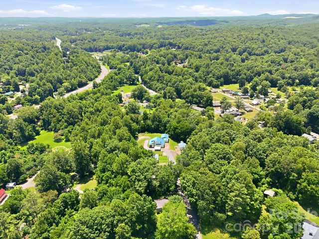 1231 Caldwell Place NW, Lenoir, NC 28645