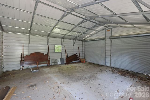 1231 Caldwell Place NW, Lenoir, NC 28645